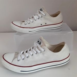 White Converse All Star Chucks for men size 9